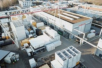 Luftbild unseres Geräteparks mit den neu eingetroffenen Absetzbecken 