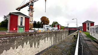 Picture of the construction water purification plant next to the Anderten lock