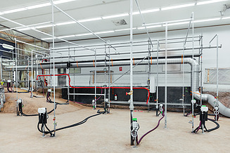 The affected areas are equipped with a dense network of temperature sensors, heat sources and a soil air extraction system.