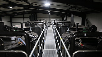 Bild mit mehreren Wasseraktivkohlefiltern