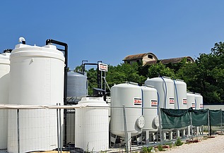 Grundwasseraufbereitungsanlage zur Entfernung von gelöstem Eisen und Arsen.