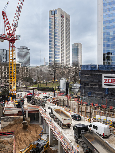 Picture of the entire construction site including the construction water purification system
