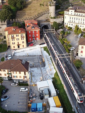 Foto von einer In-Situ thermischen Sanierung eines LCKW belasteten Bodens in Bellinzona in der Schweiz