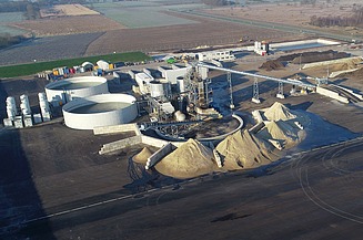 Photo of the PFAS soil-washing plant Wittmundhafen