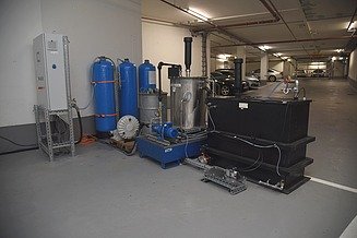 Hydraulic pre-removal and soil vapor extraction in the run-up to ISCO remediation.