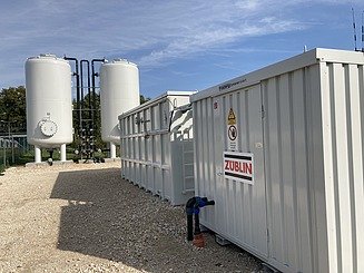 Compact system for cleaning water contaminated with PFAS