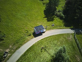 Speicher und Dieselaggregat, neben der eigentlichen Reinigungstechnik für das Grundwasser